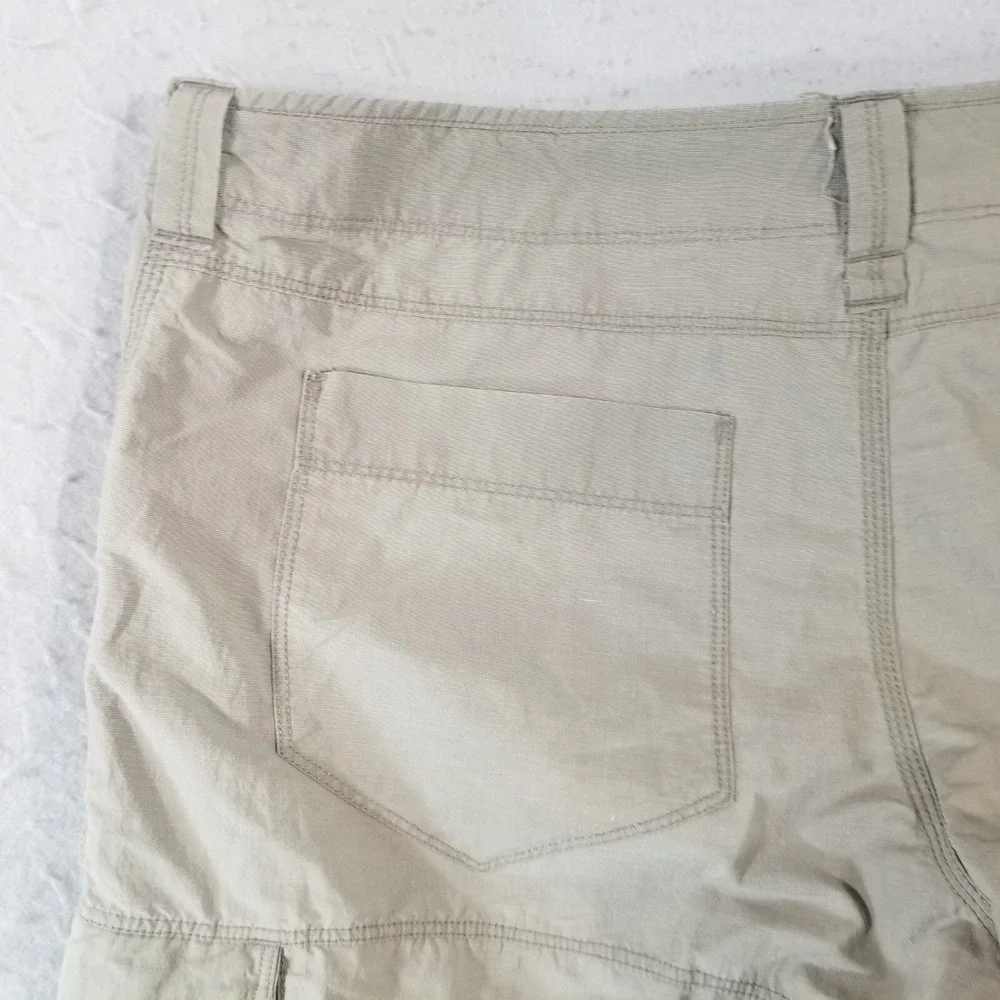 The North Face cargo hiking shorts men's 36x10 khaki green nylon blend outdoor